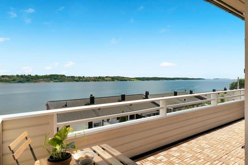 3-bedroom terrace house with incredible sea views