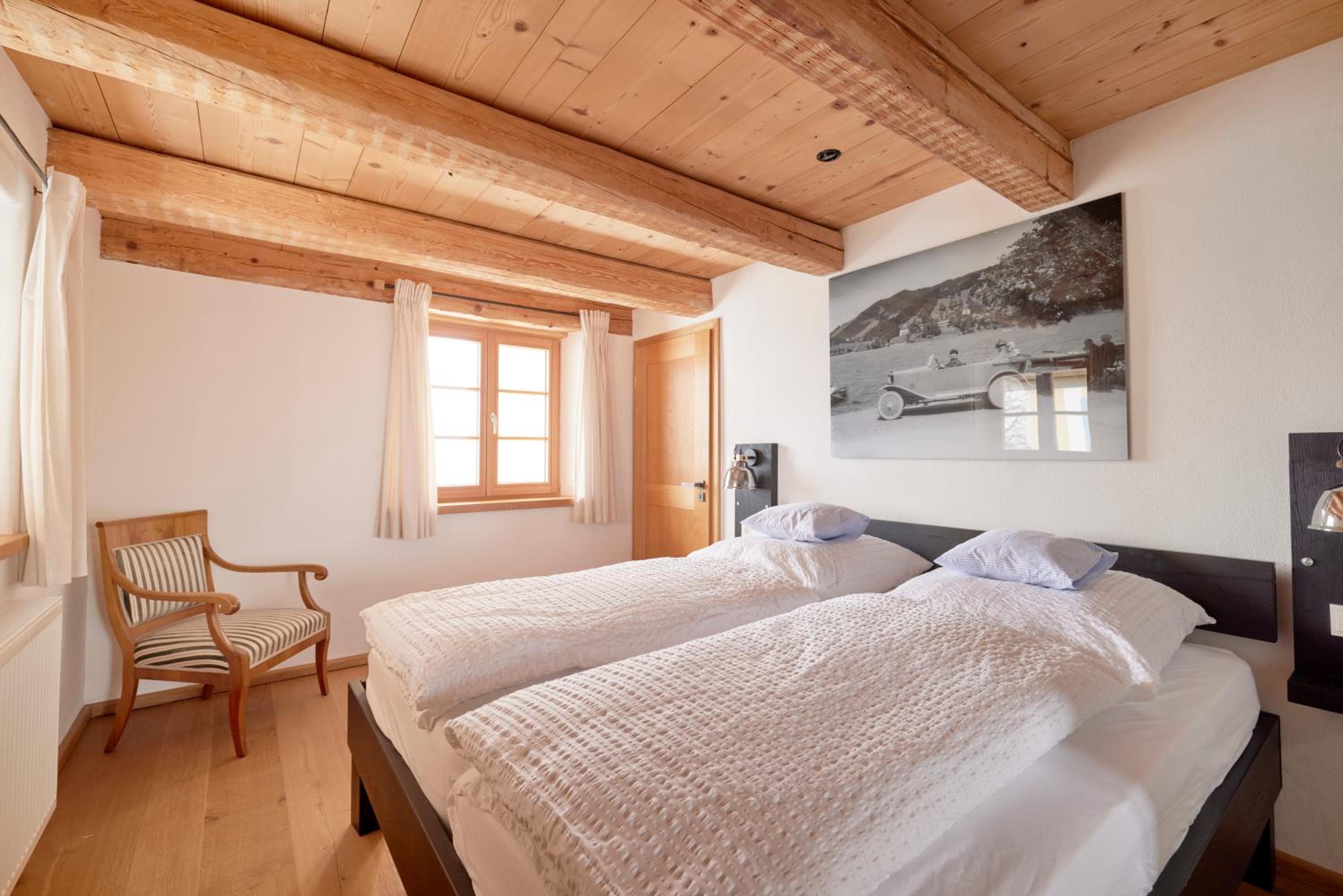 Villa Tegernsee - Exclusive Lakefront Villa with private Zirben Sauna, 4 Rooms for Family & Friends