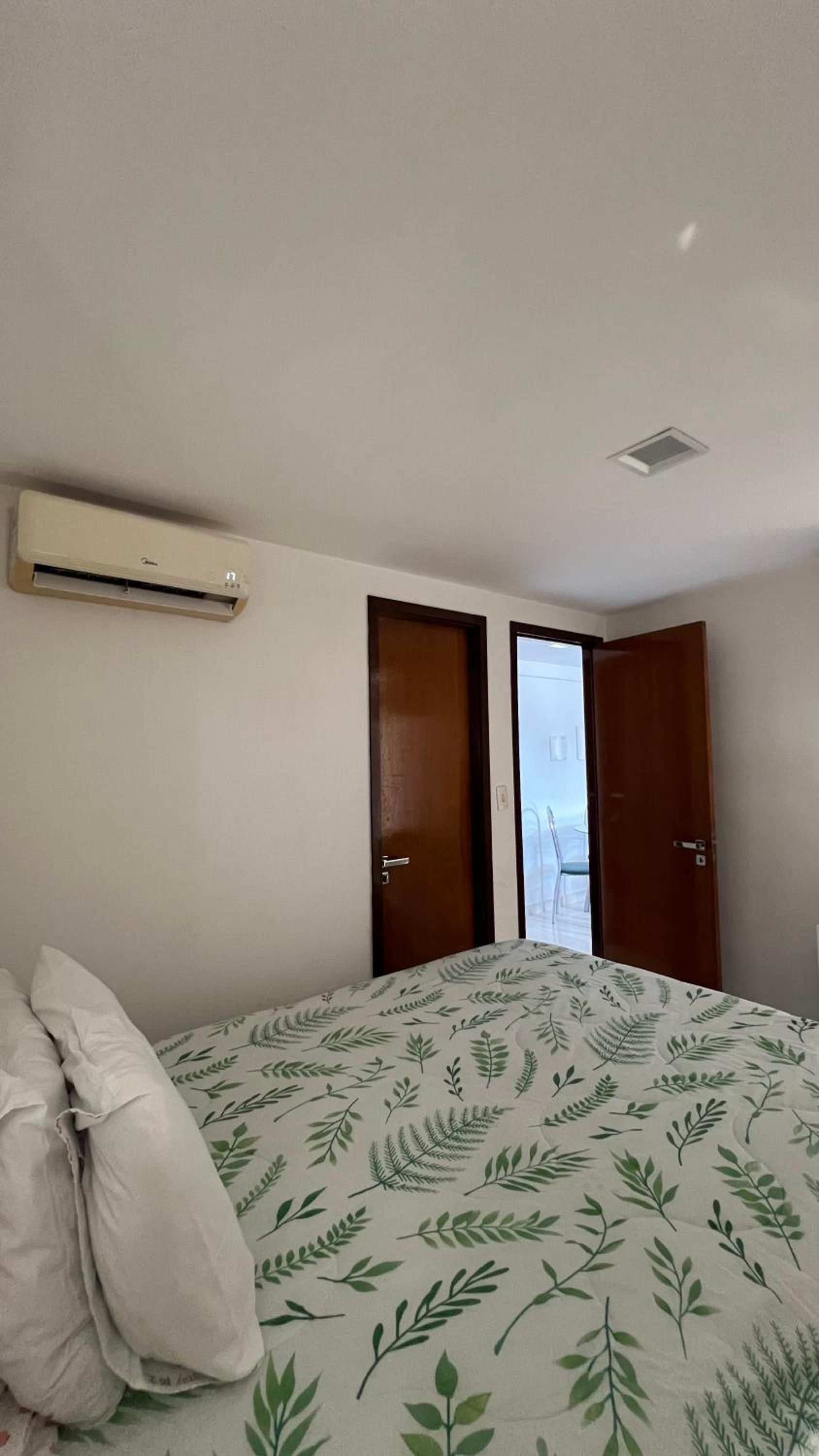 Apartamento com varanda na praia de Tambaú, apt 214