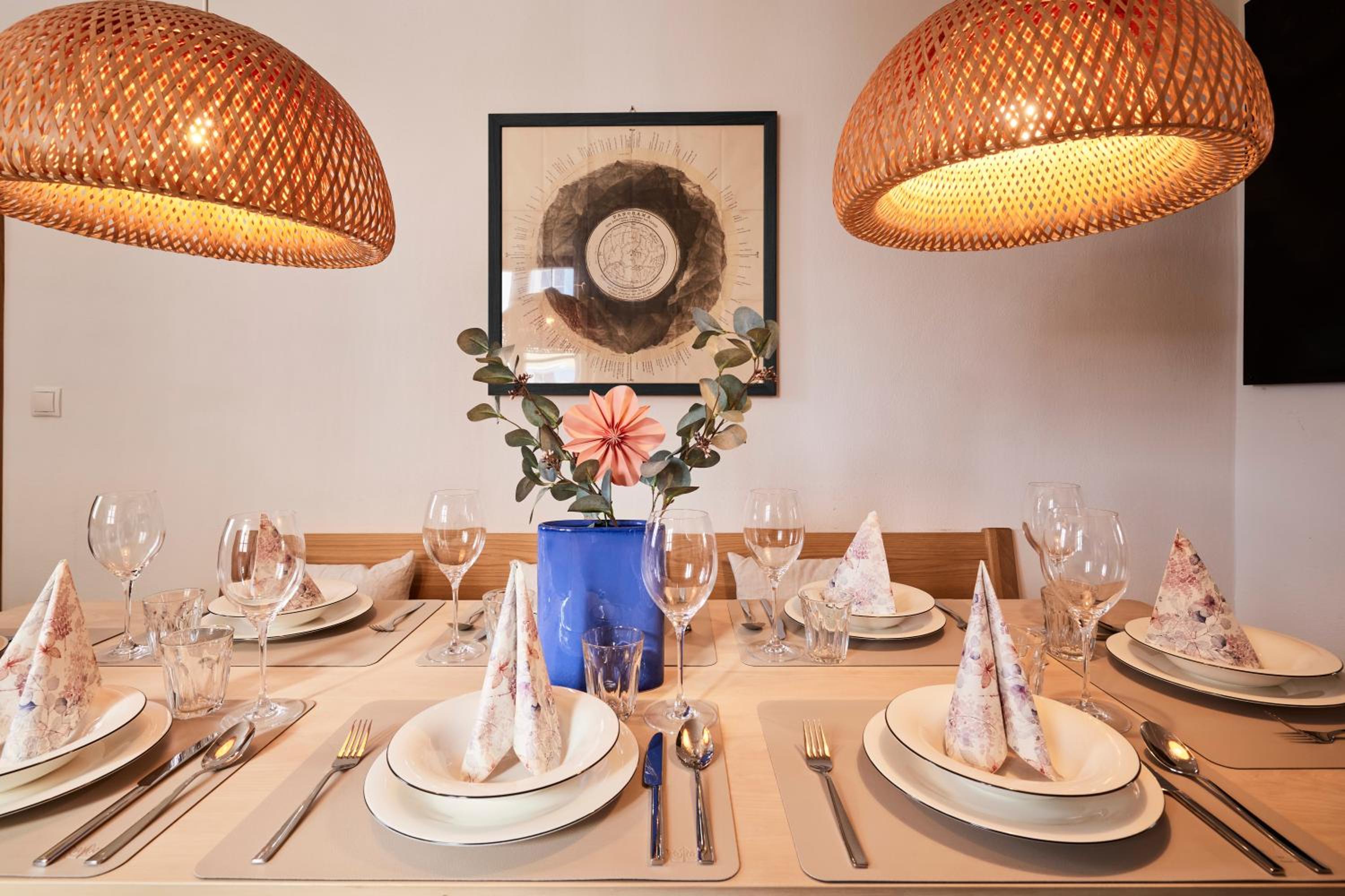 Villa Tegernsee - Exclusive Lakefront Villa with private Zirben Sauna, 4 Rooms for Family & Friends