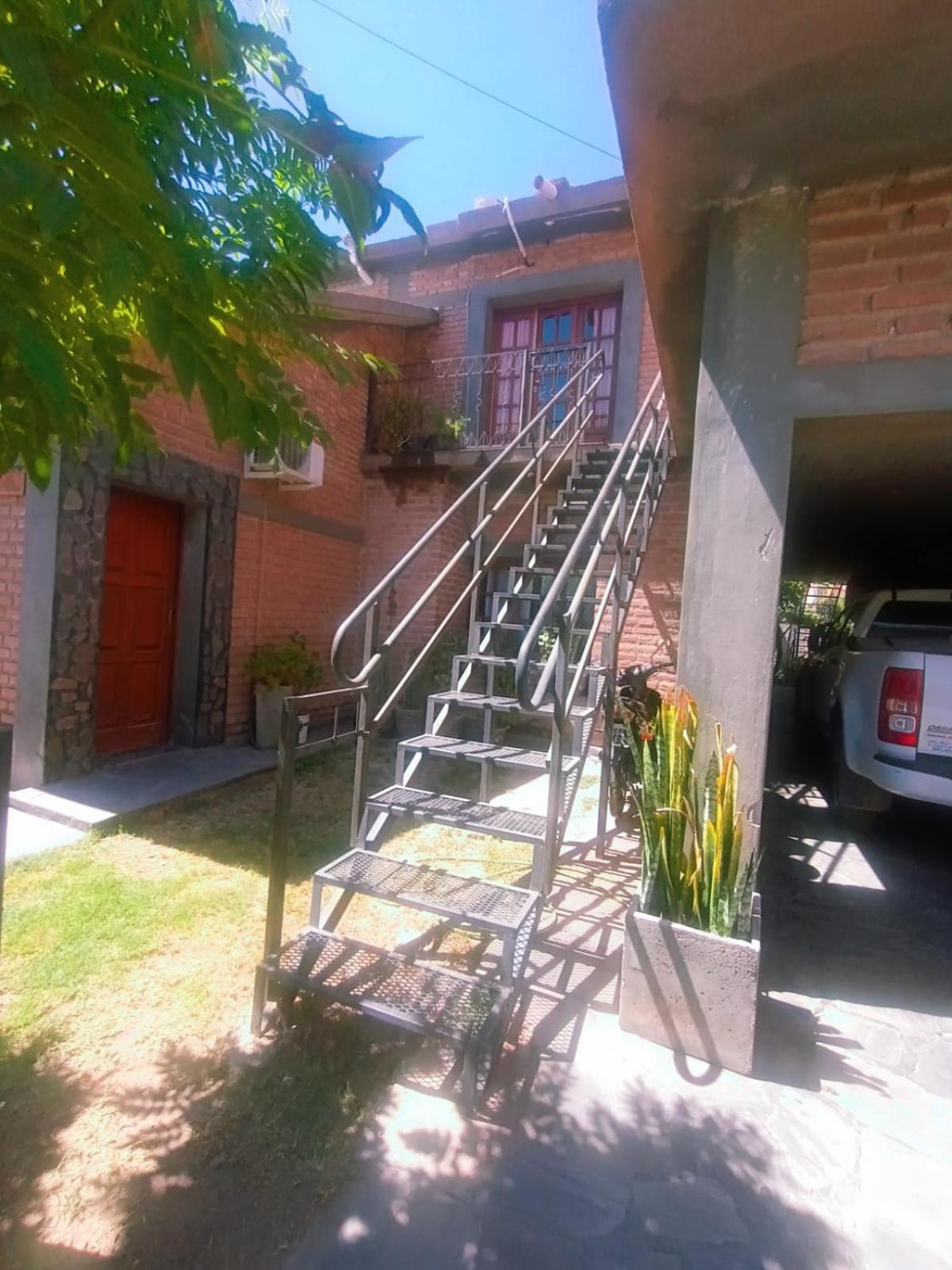 M y M Departamento