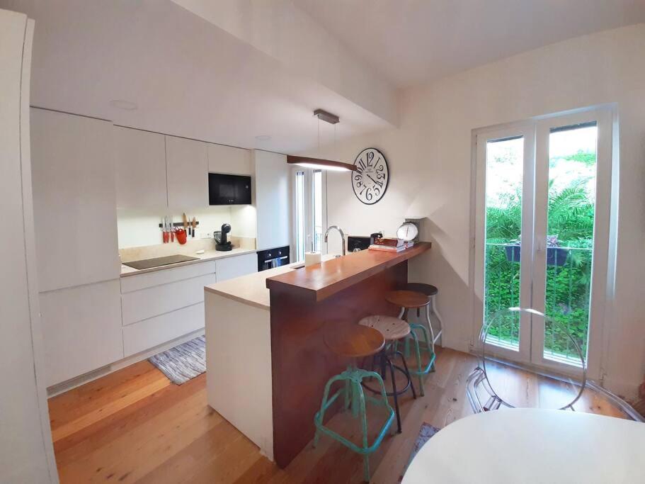 LXLUXHOME - Family and Cozy Apartment - AC - Parking - Lift