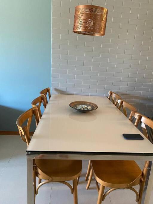 Refúgio Beira-Mar: 100m da praia (village Itacimirim)
