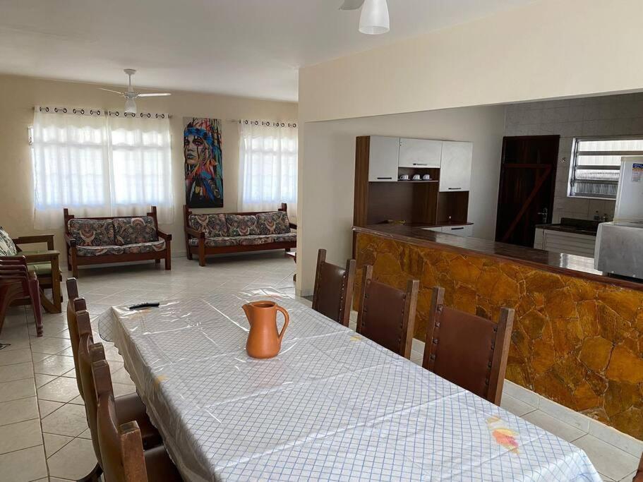 Casa no Centro de Peruibe