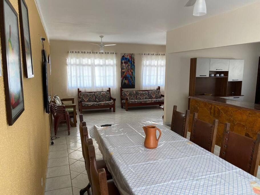 Casa no Centro de Peruibe
