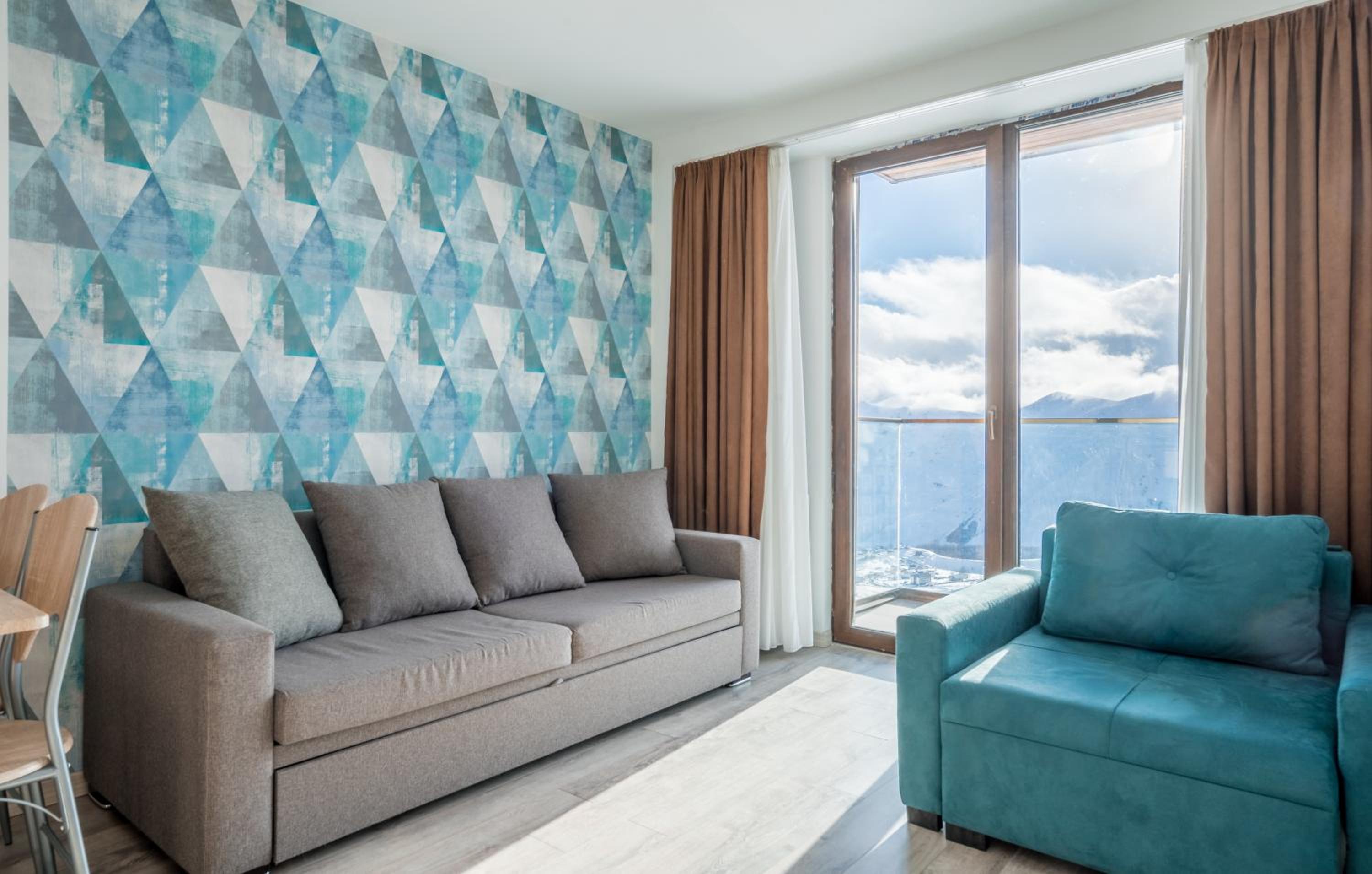 2-room Apartment NFT New Gudauri 452 view 2