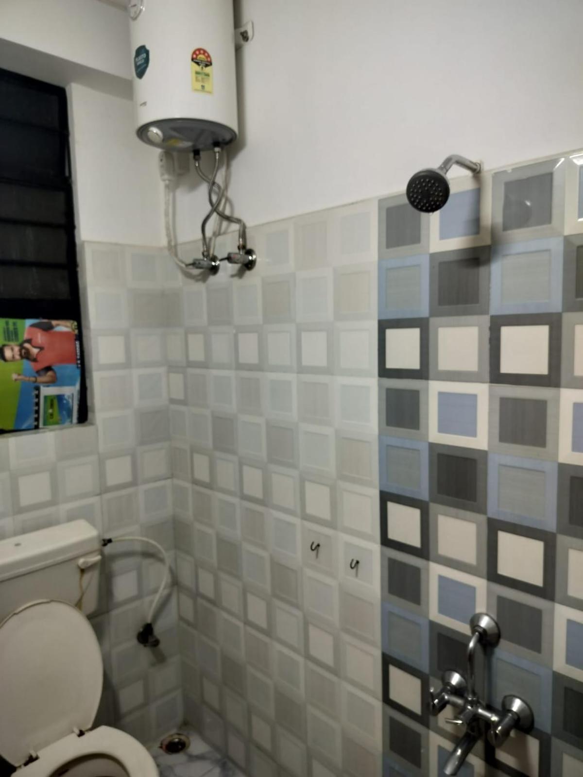 Samanbha Guest House