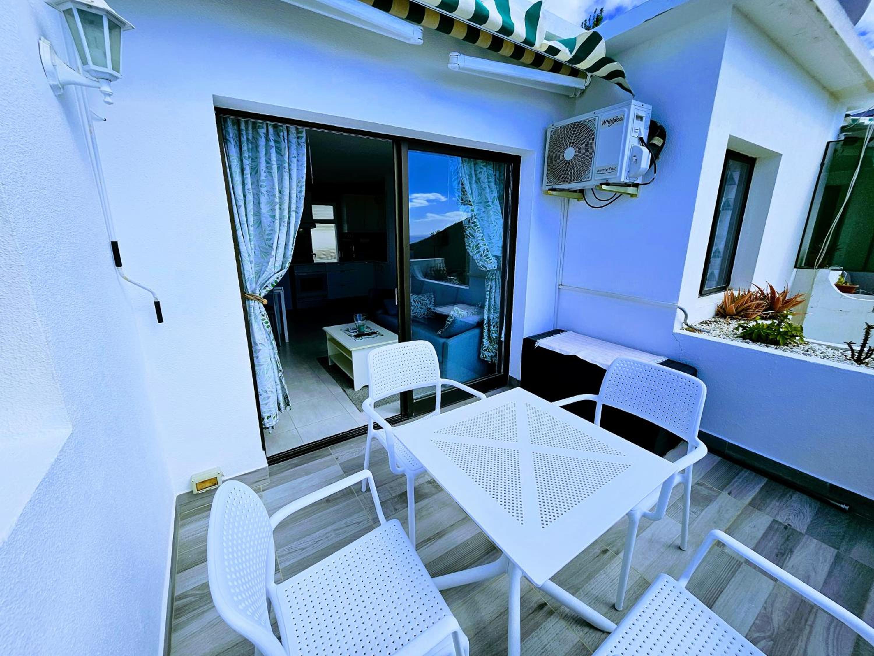 Corona Rosa Ocean View