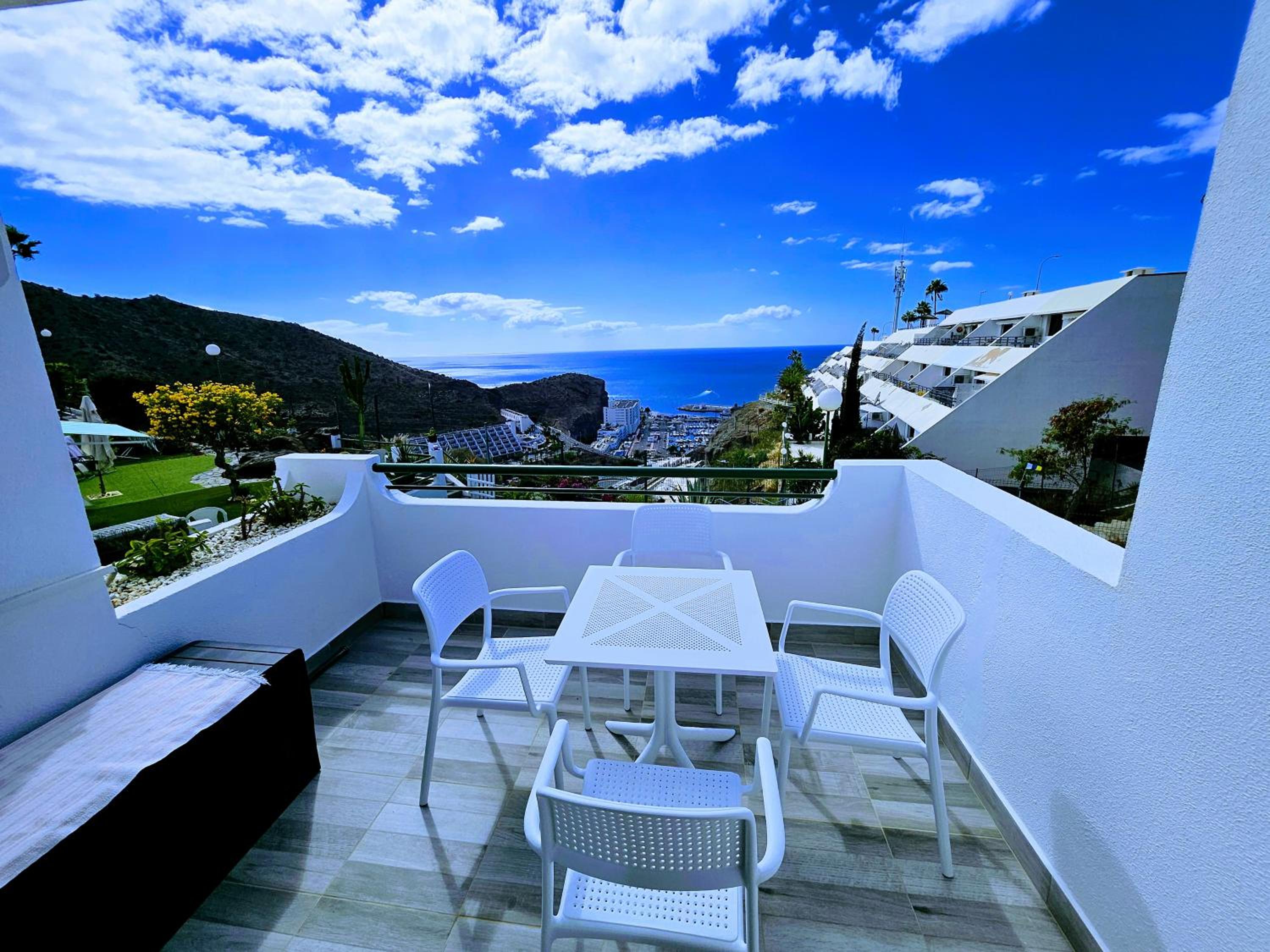 Corona Rosa Ocean View