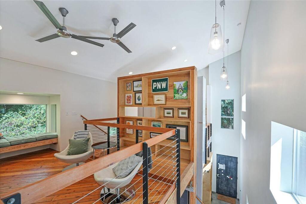 Guemes Island Road Modern Home