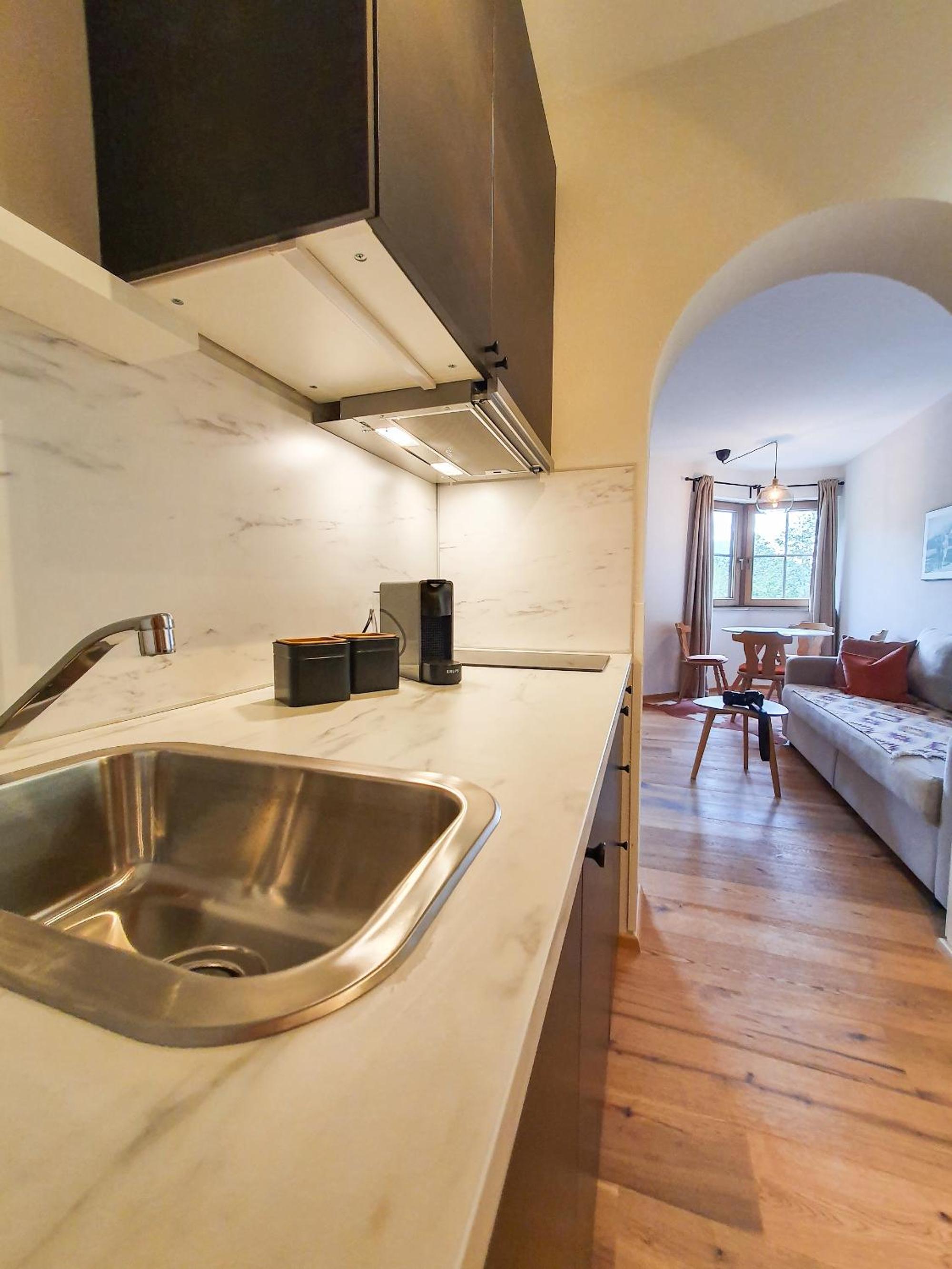 Alpenflair Apartment mit Balkon - inkl Parkplatz #3