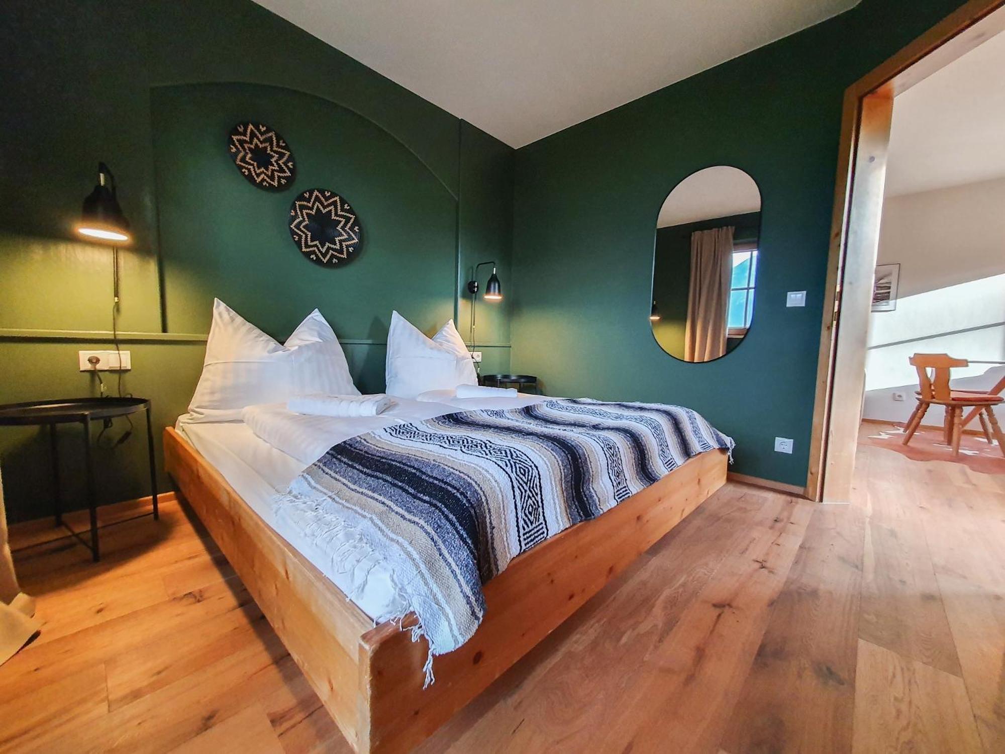 Alpenflair Apartment mit Balkon - inkl Parkplatz #4