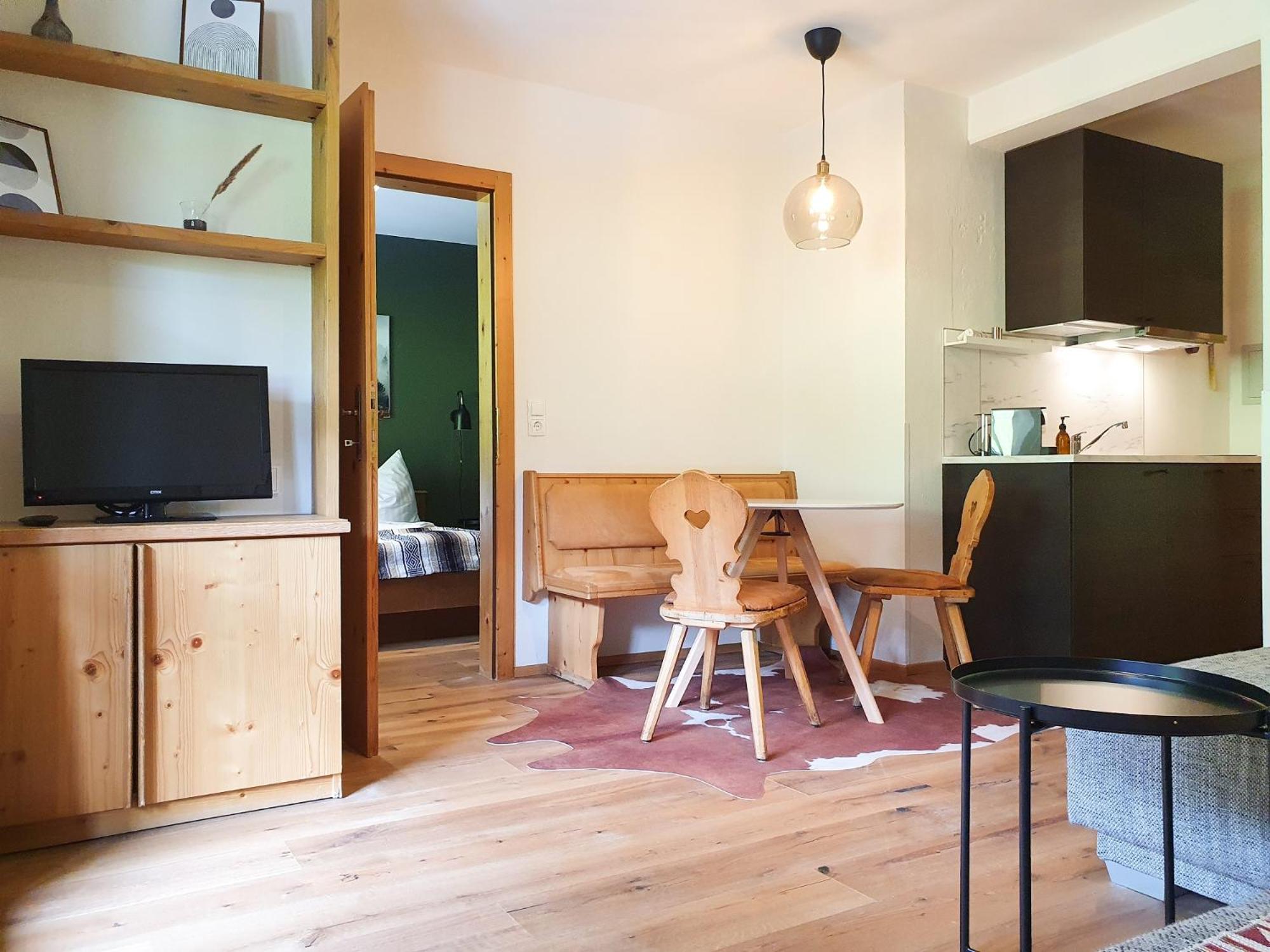 Alpenflair Apartment mit Balkon - inkl Parkplatz #2
