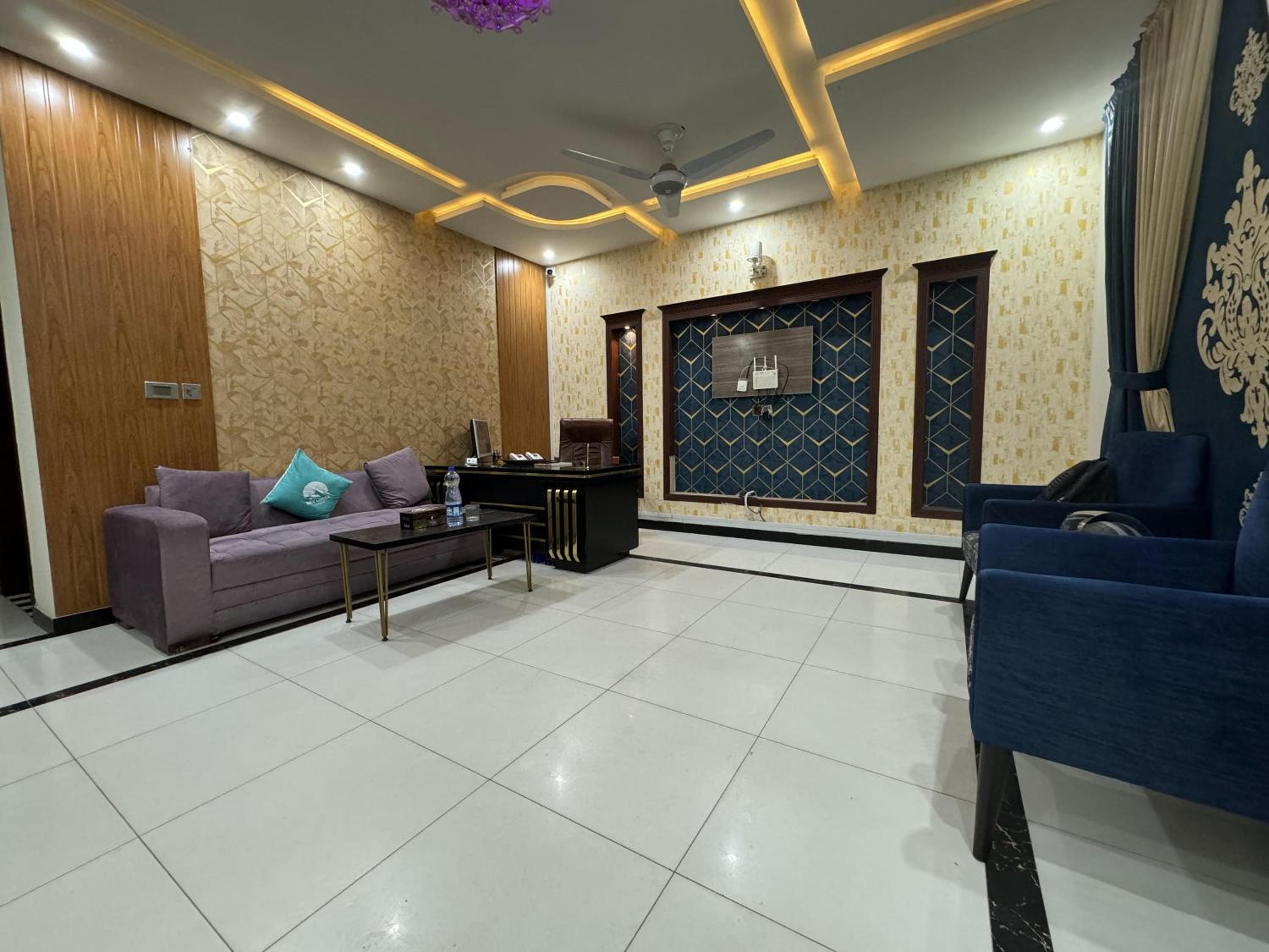 Sky Lodge Guest House view 4