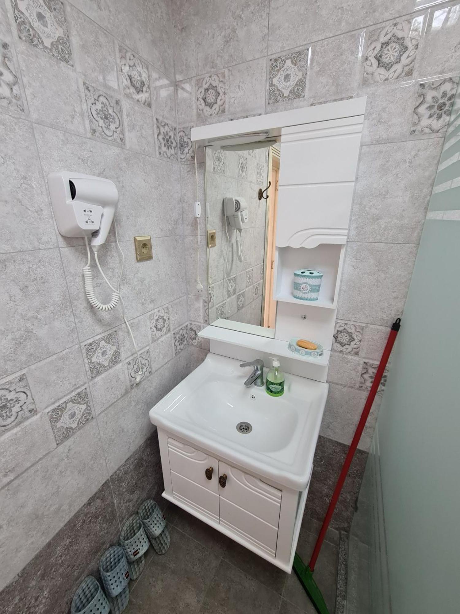 Small Reyis villa 1