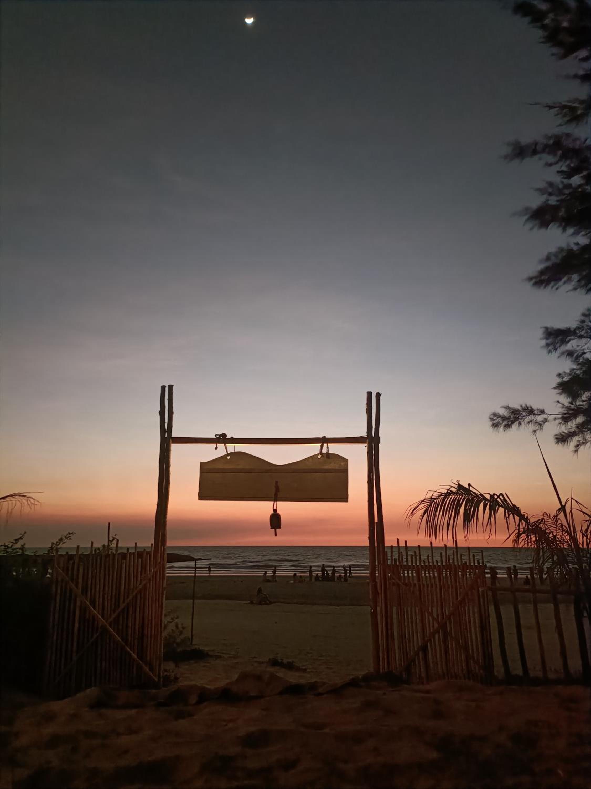 SeaOM Beach Huts and Tents