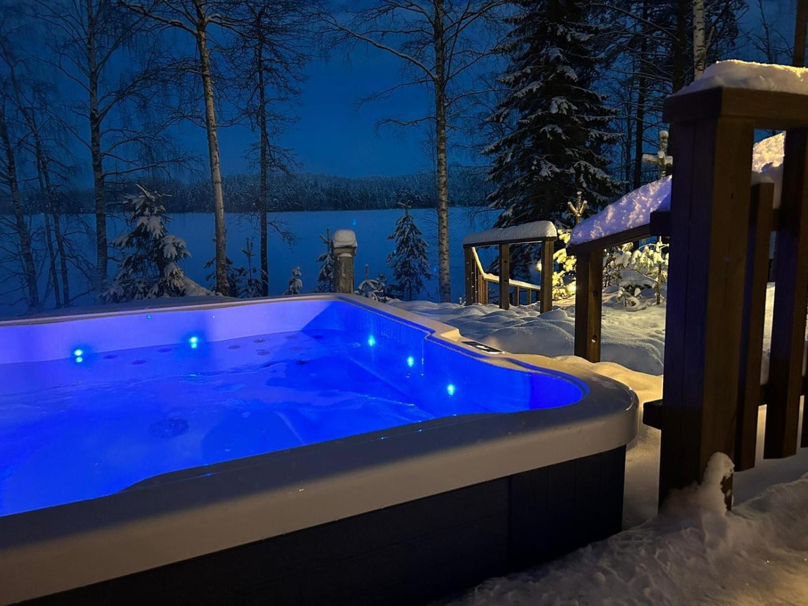 Villa Joutsen with jacuzzi view 4