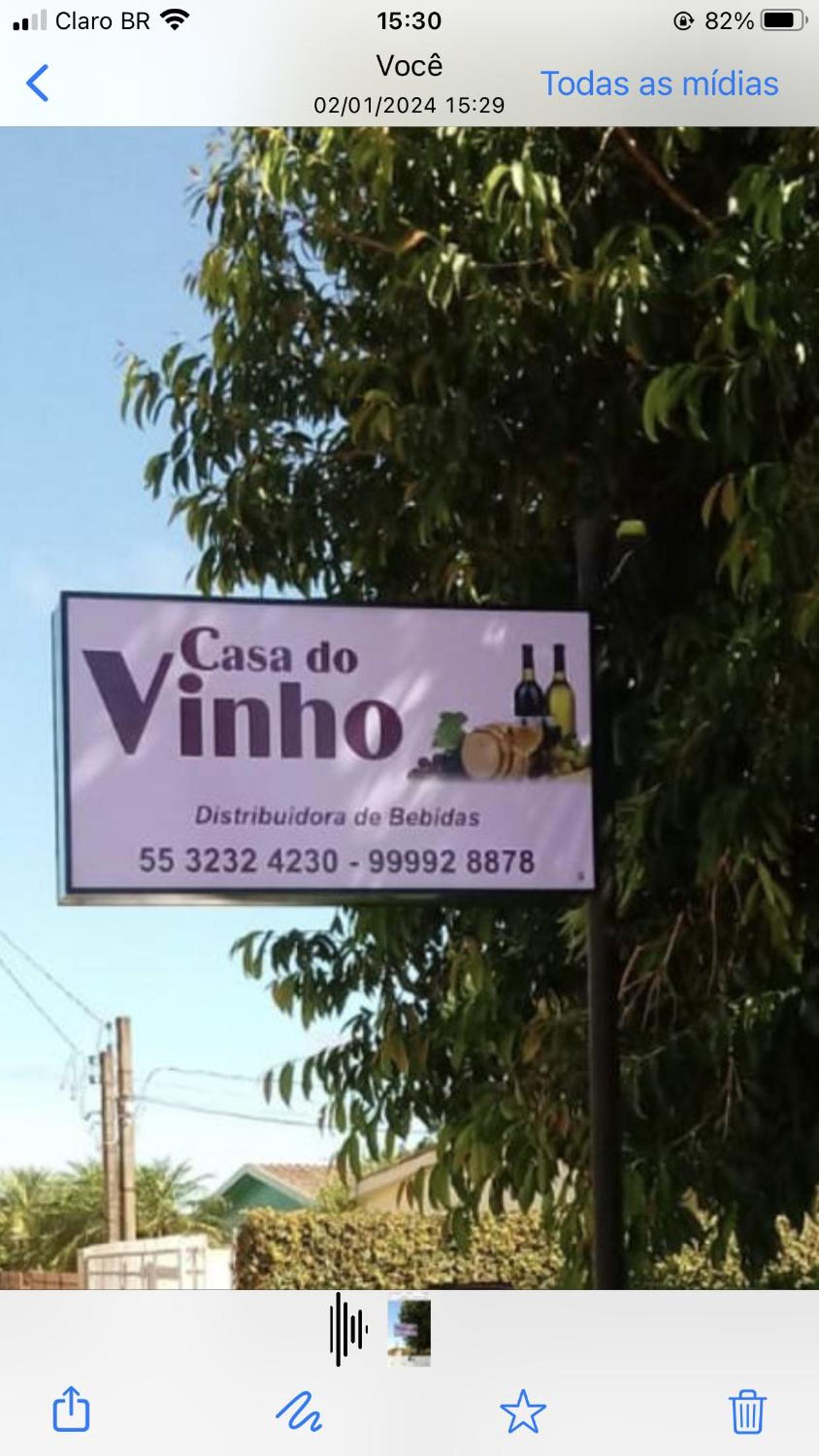 Residência familiar com piscina e área de lazer