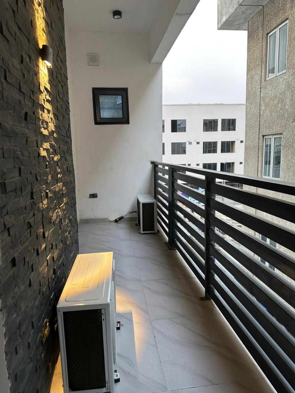 Domicile 1 bedroom apartment view 3