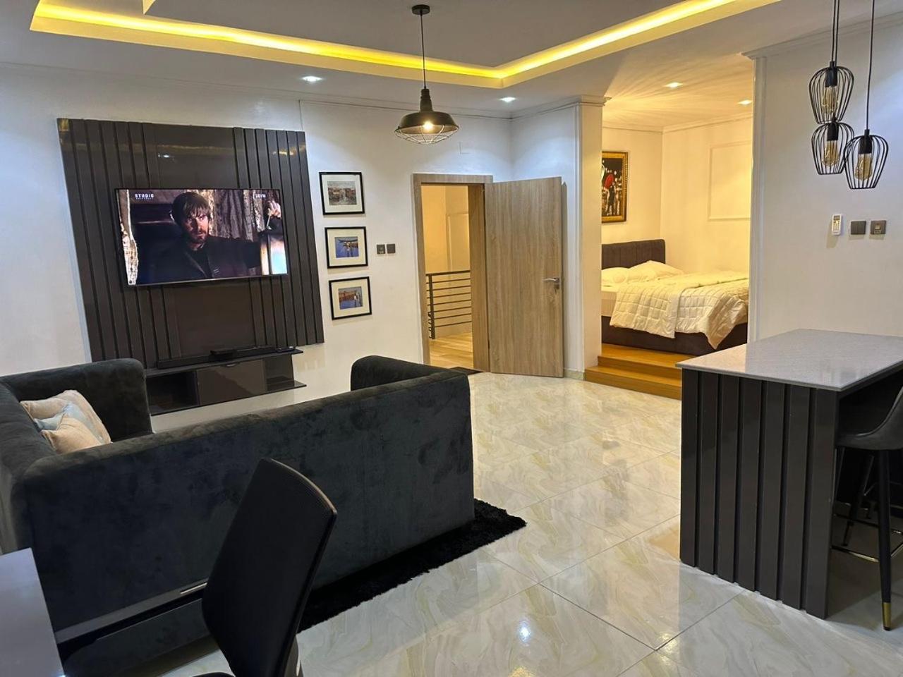 Domicile 1 bedroom apartment view 4
