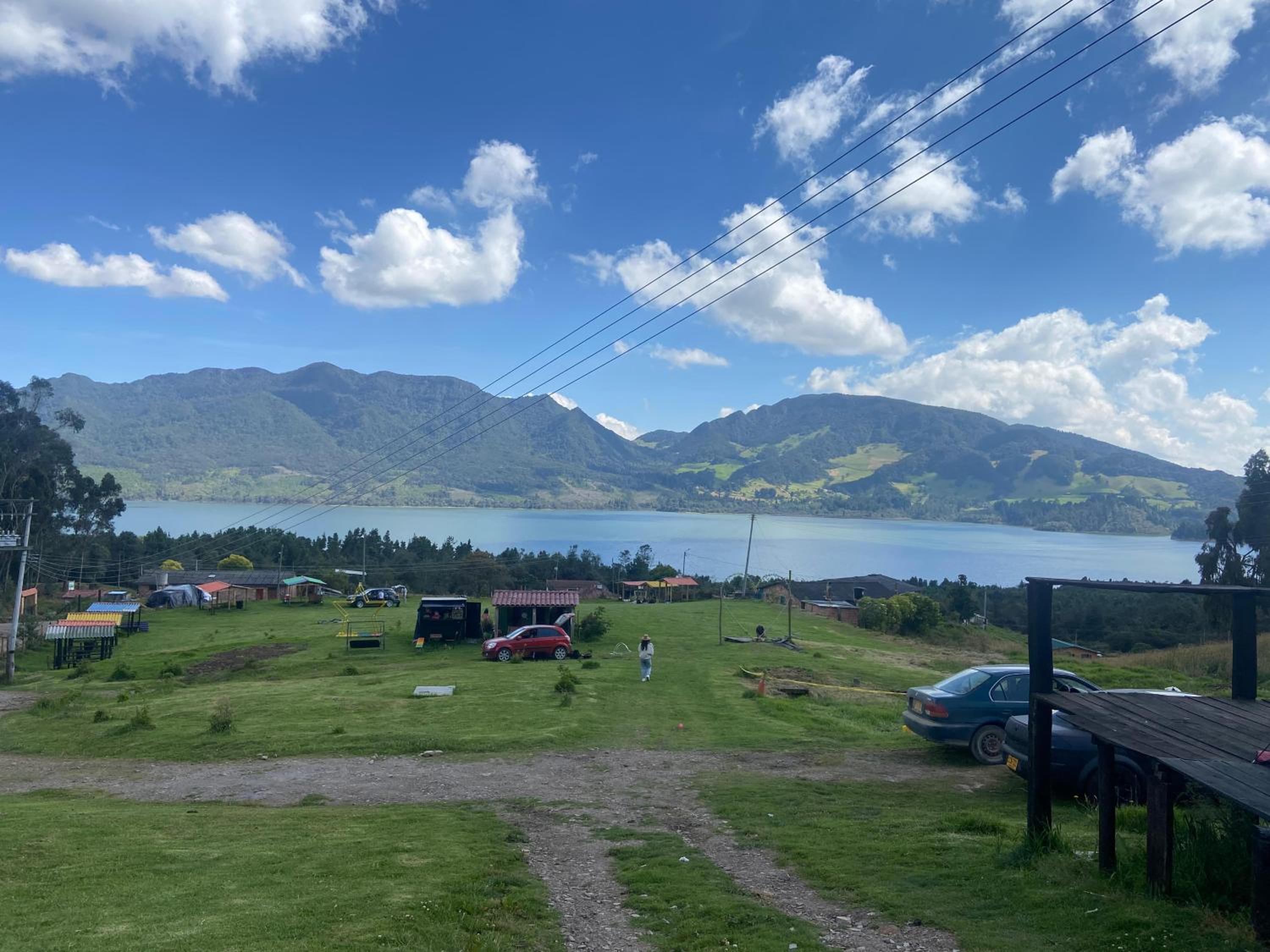 Zona De Camping Pachamamá de la Montaña Represa del Neusa