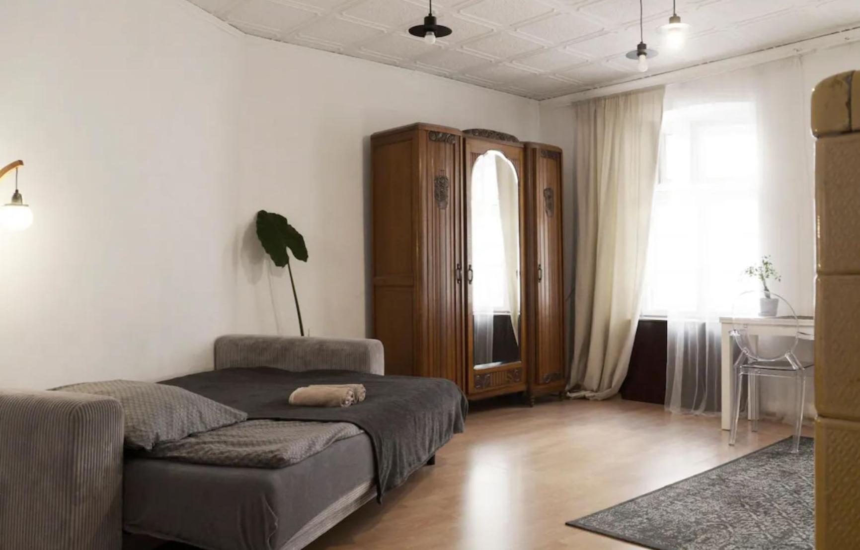 Vintage Rooms / Old Town Wroclaw / City Center