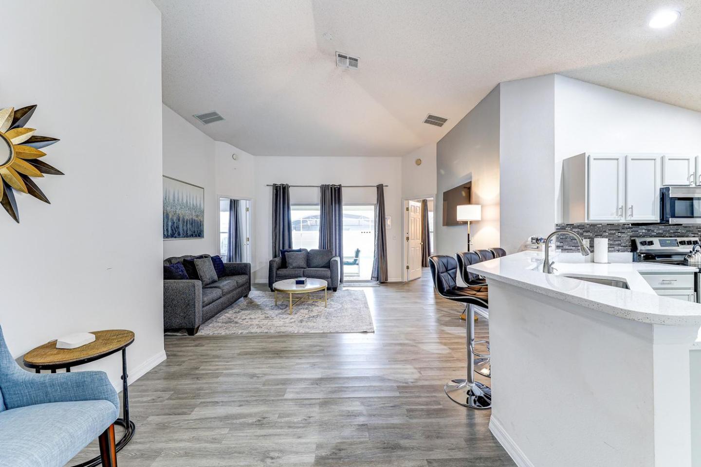 Quiet Neighborhood, Private Heated Pool, Privacy Fence, Games near Disney view 5