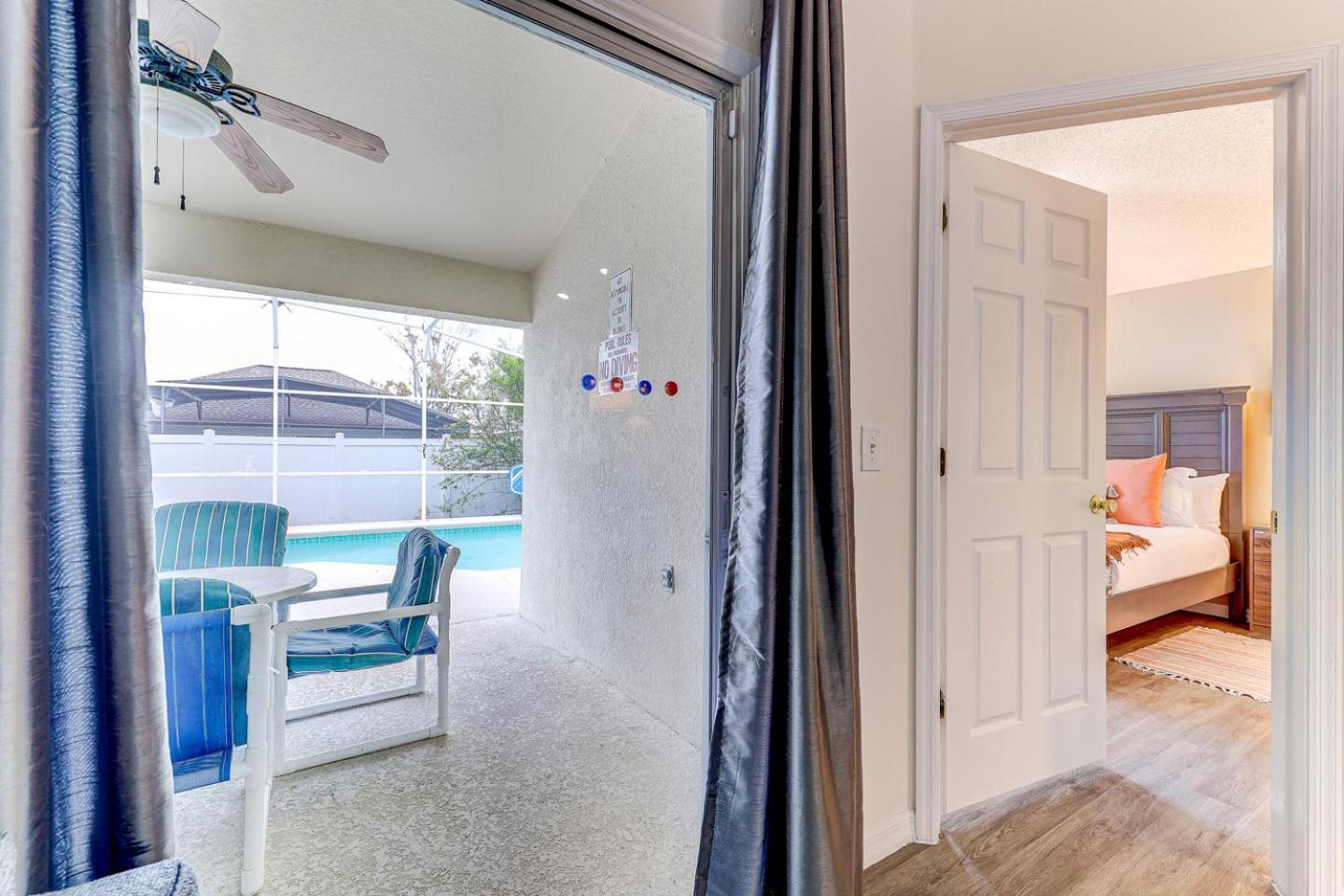 Quiet Neighborhood, Private Heated Pool, Privacy Fence, Games near Disney view 4