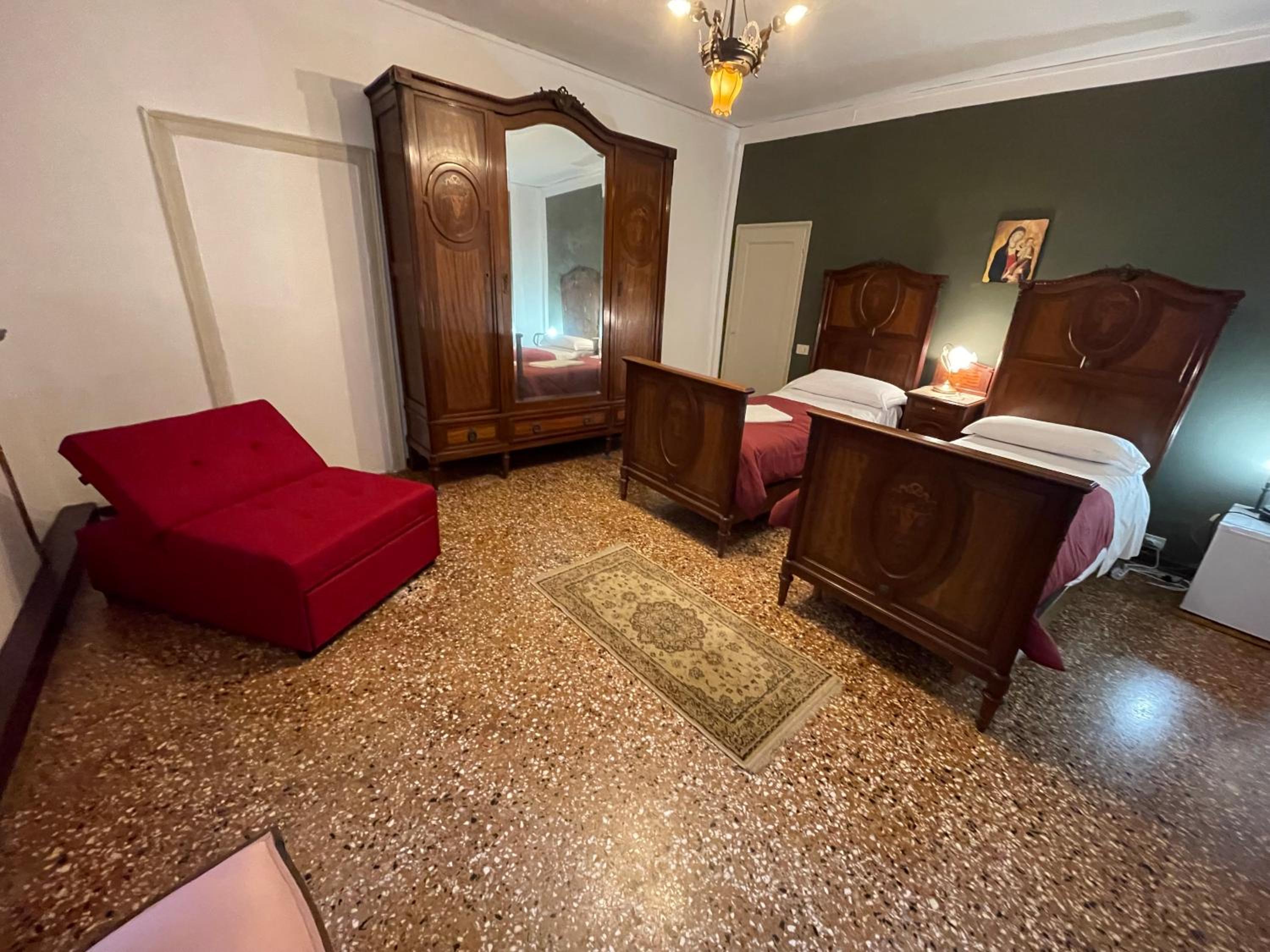 Lions Venice Guest house