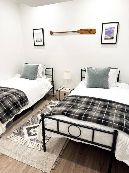 Waterfront Haliburton, All Season, Fully Equipped Cottage! #STR-25-00252