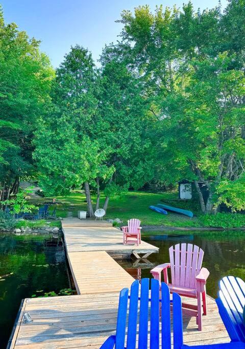Waterfront Haliburton, All Season, Fully Equipped Cottage! #STR-25-00252