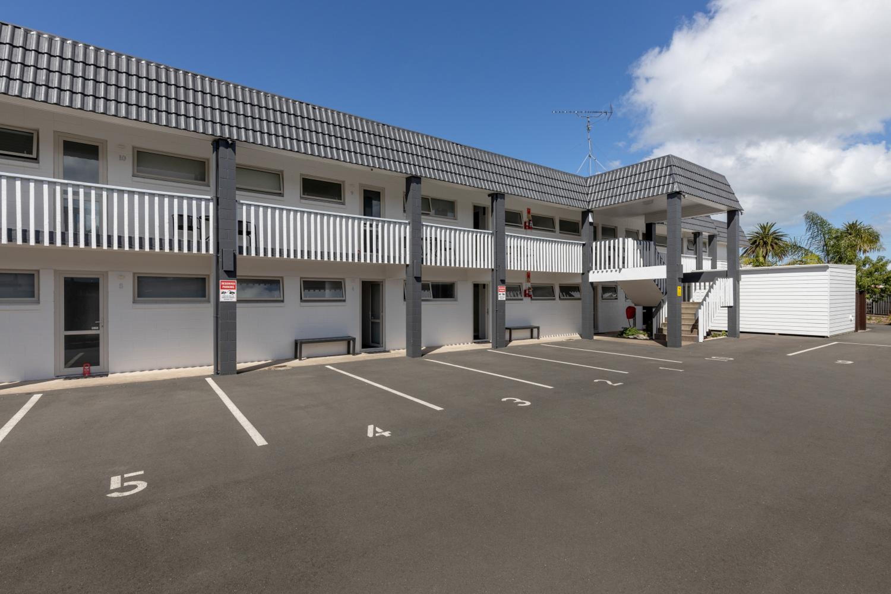 Avalon Motel Thames - Wenzel Motels