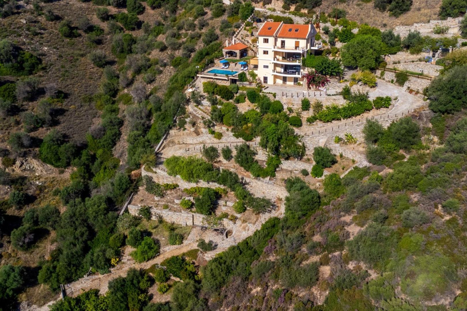 Villa Lumière- Avantes view 3