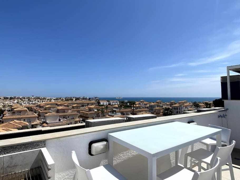 Magnifico penthouse en Flamenca Village!