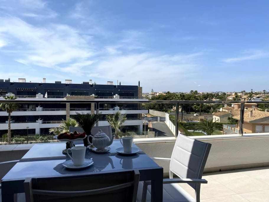 Magnifico penthouse en Flamenca Village!