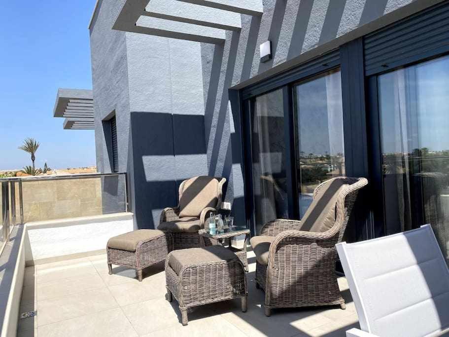 Magnifico penthouse en Flamenca Village!