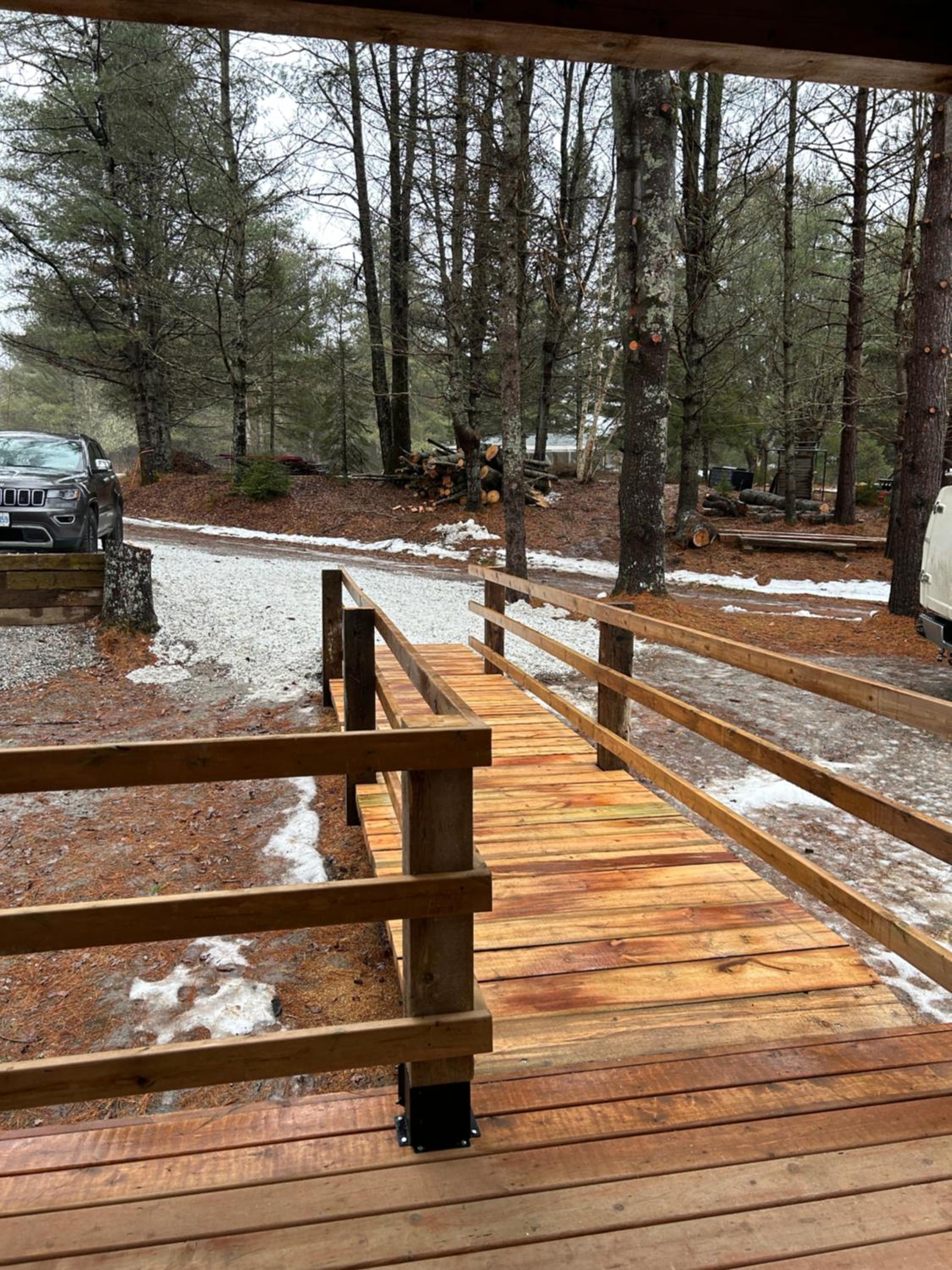 New build, luxurious, 4 plus bedrooms, 2 and a half baths, waterfront chalet, SNOWMOBILE trail access, ample parking & ICE FISHING SHACK