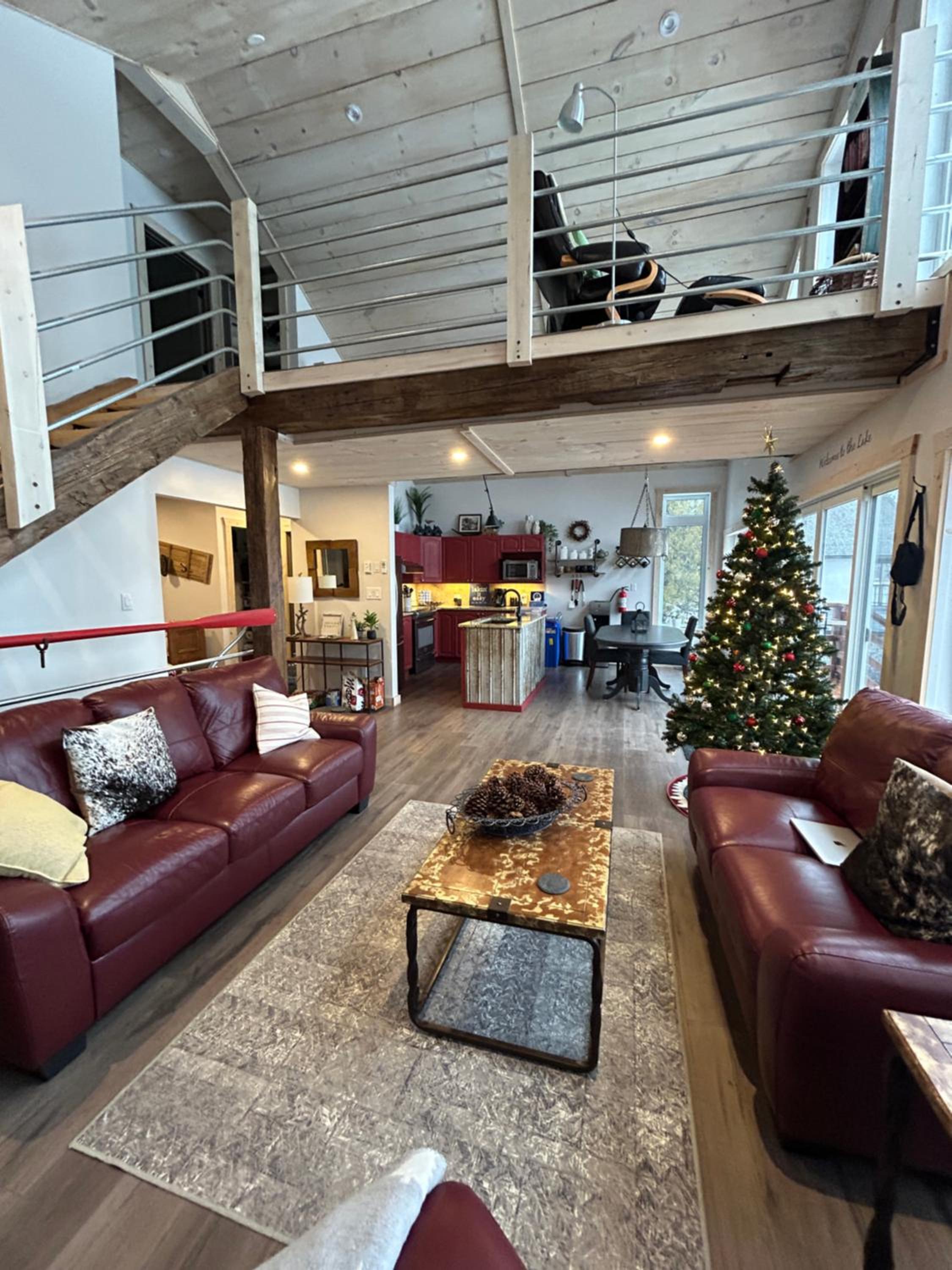 New build, luxurious, 4 plus bedrooms, 2 and a half baths, waterfront chalet, SNOWMOBILE trail access, ample parking & ICE FISHING SHACK