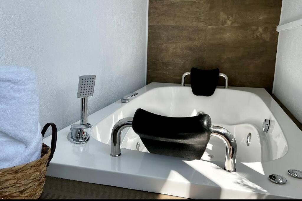 Noah apartasuite 602