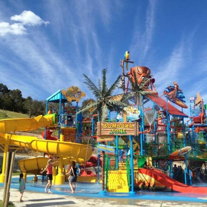 Ocean-View Retreat for Family Getaways Wollongong