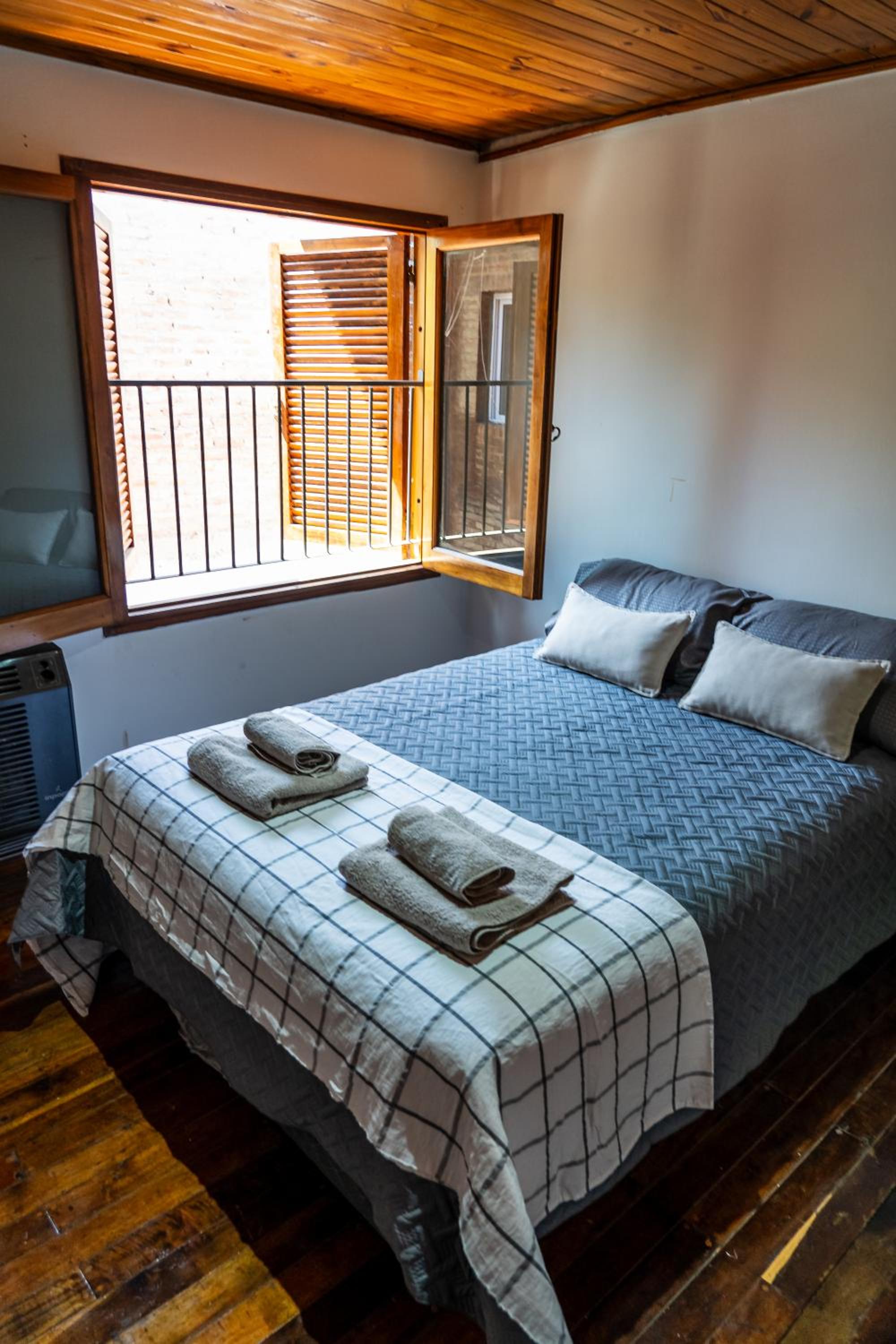 ArquiArts - Hermosa casa para 16p con pileta y jacuzzi