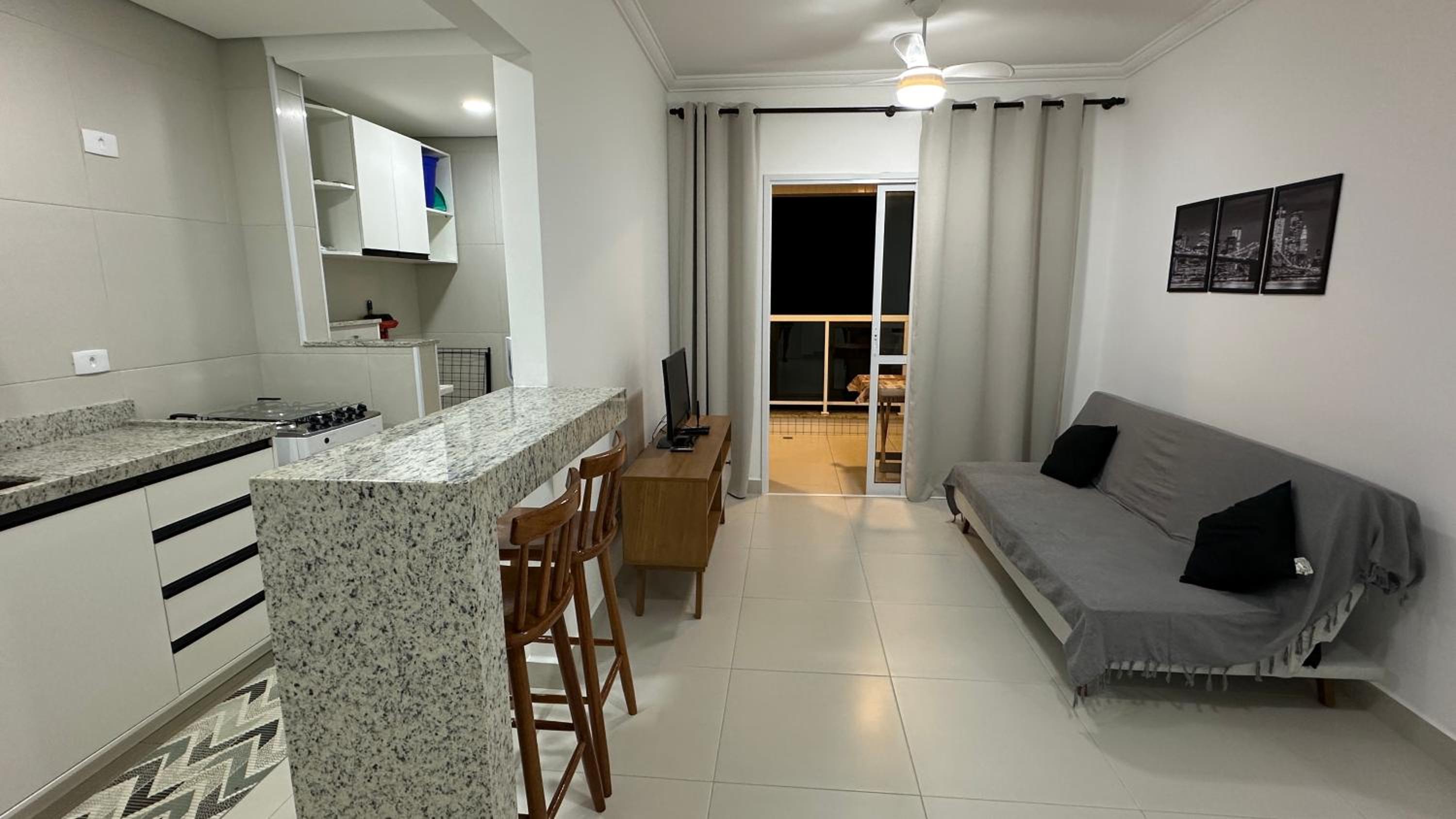 Apto em Ubatuba Praia do Tenório e Praia Grande pé na areia