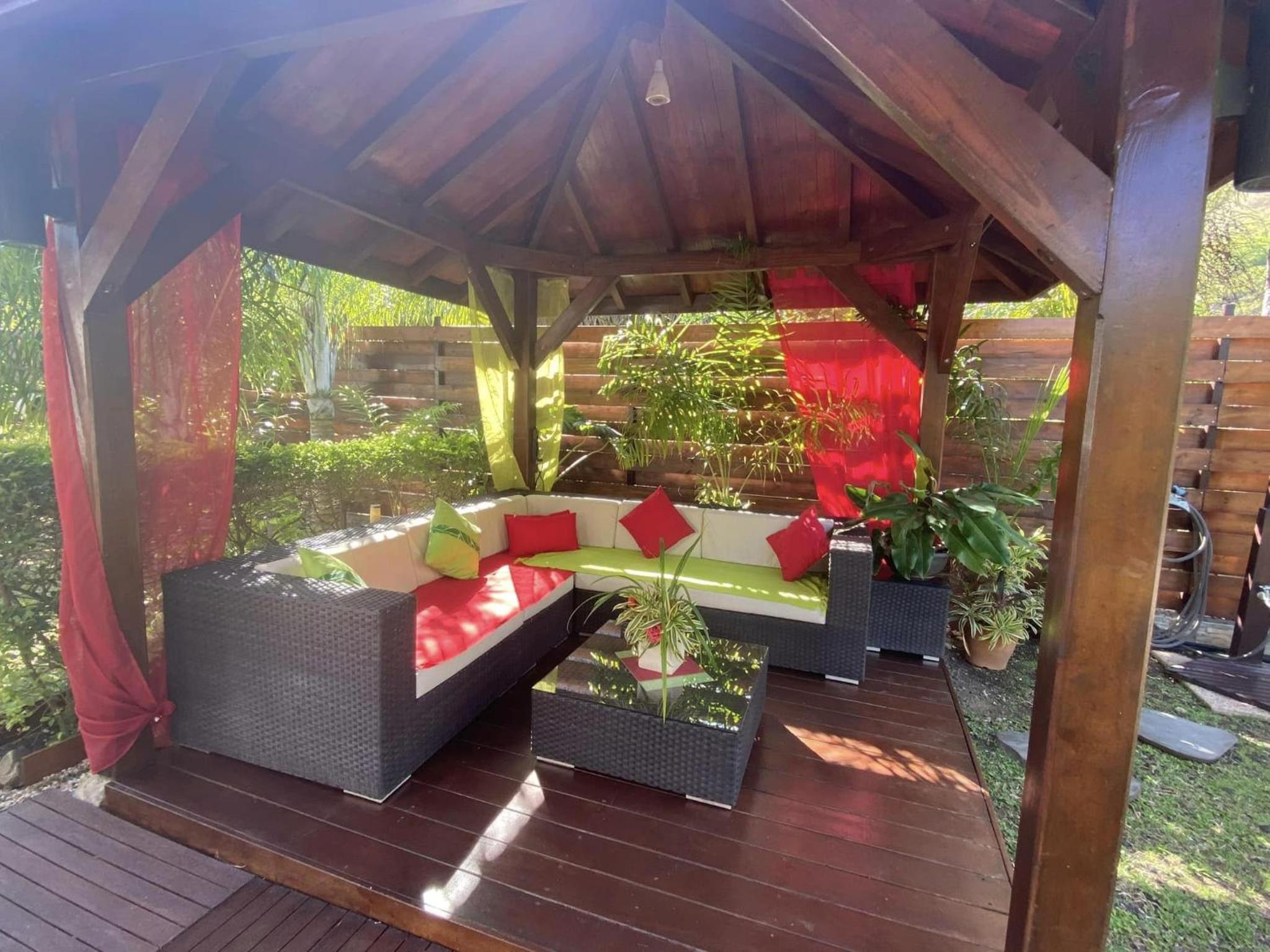 MOOREA - Villa Tiahura view 3