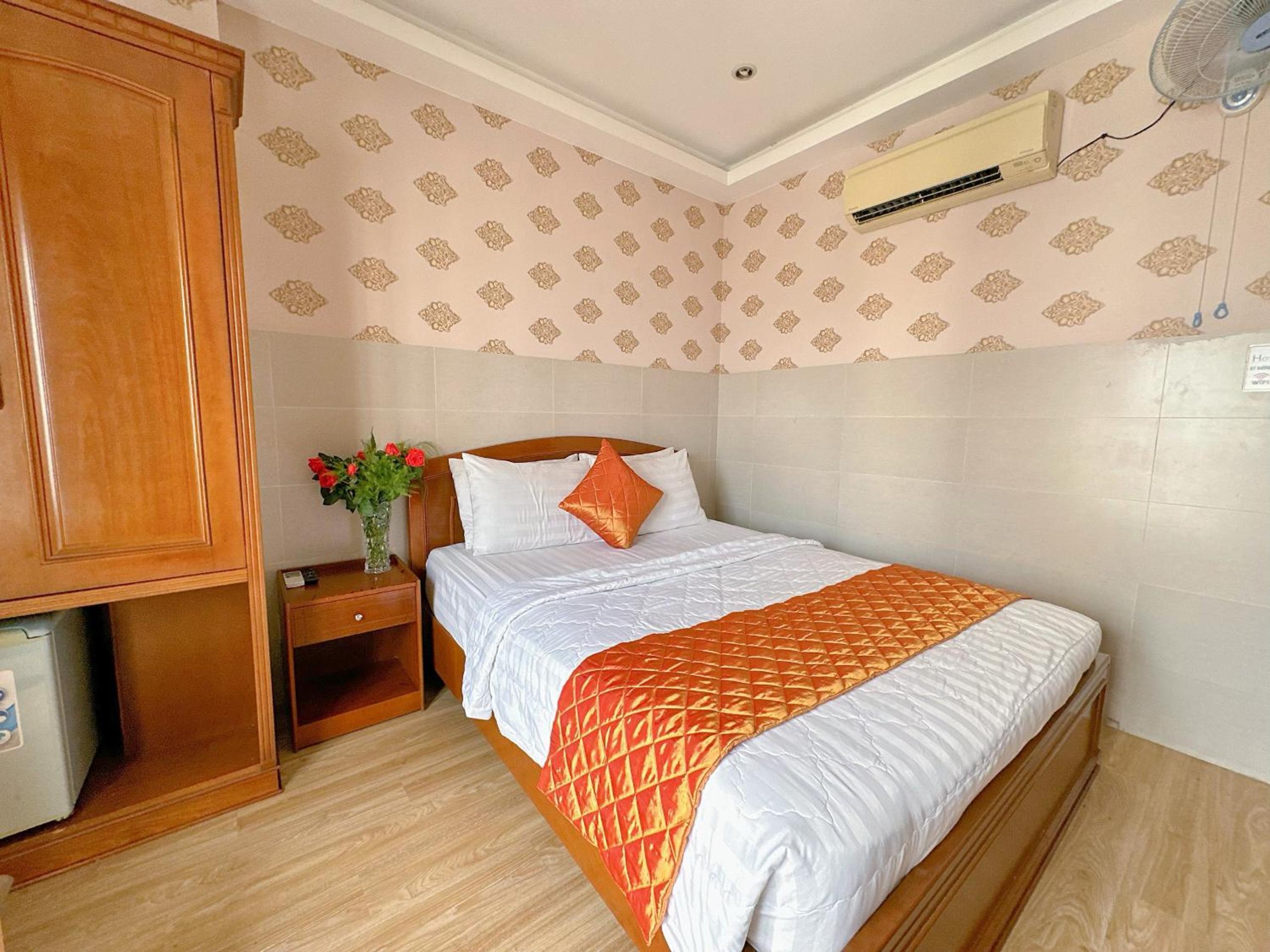 GIA BẢO 2 hotel