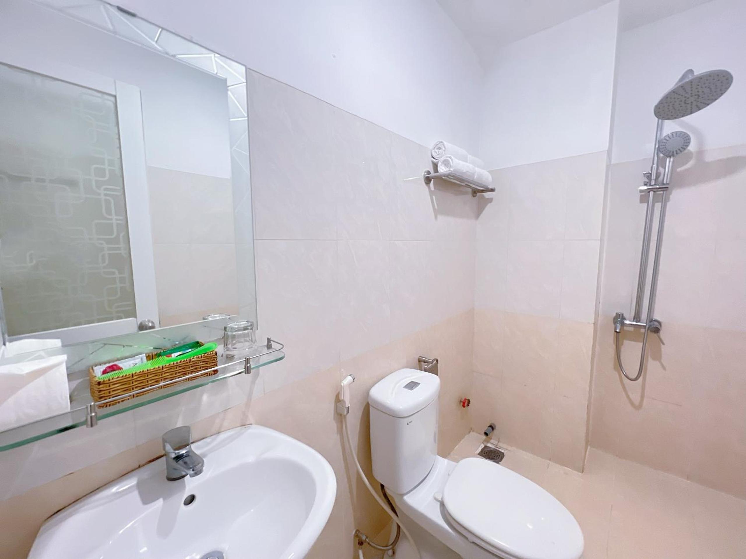 GIA BẢO 2 hotel