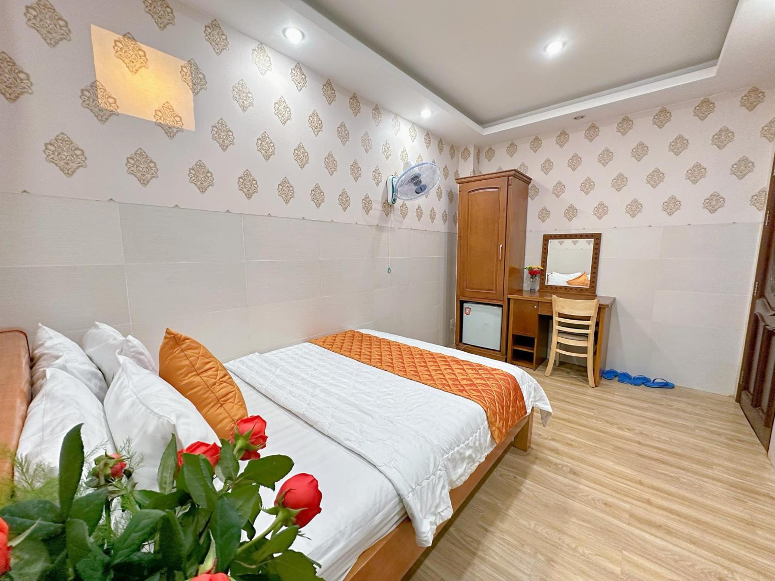 GIA BẢO 2 hotel
