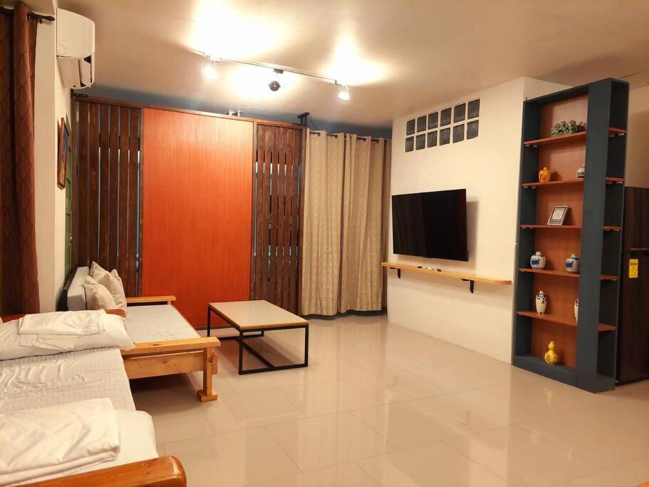 YB Rooftop Residence