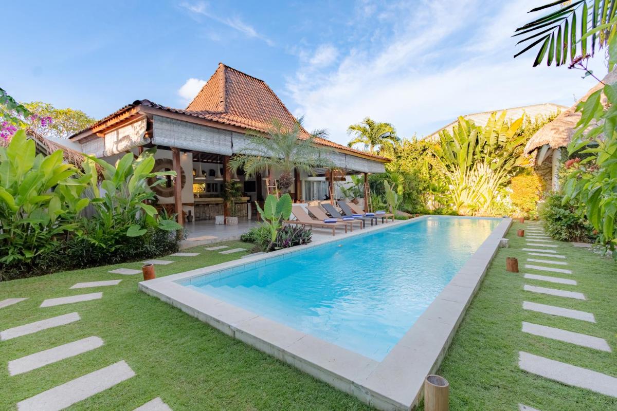 Villa Sukacita