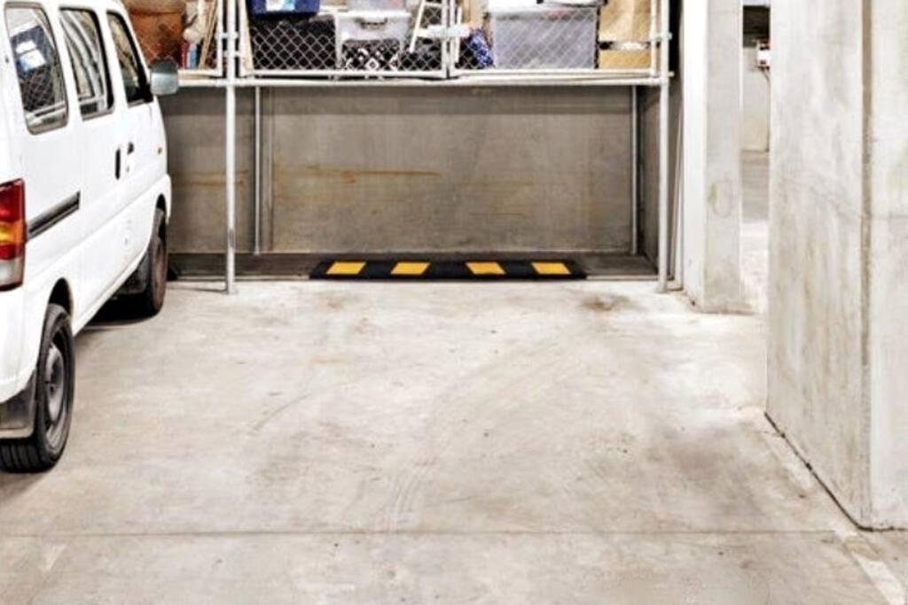 Collingwood Cool + Fast Wi-fi & Secure Car Park