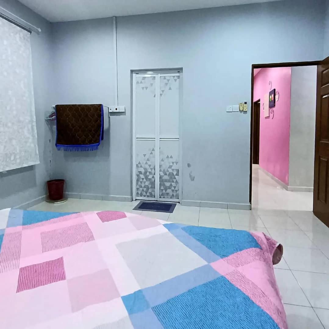 Ebnur Homestay photo 6